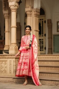 Pink Modal Muslin Ombre Gota Anarkali Ethnic Dress With Dupatta And Potli