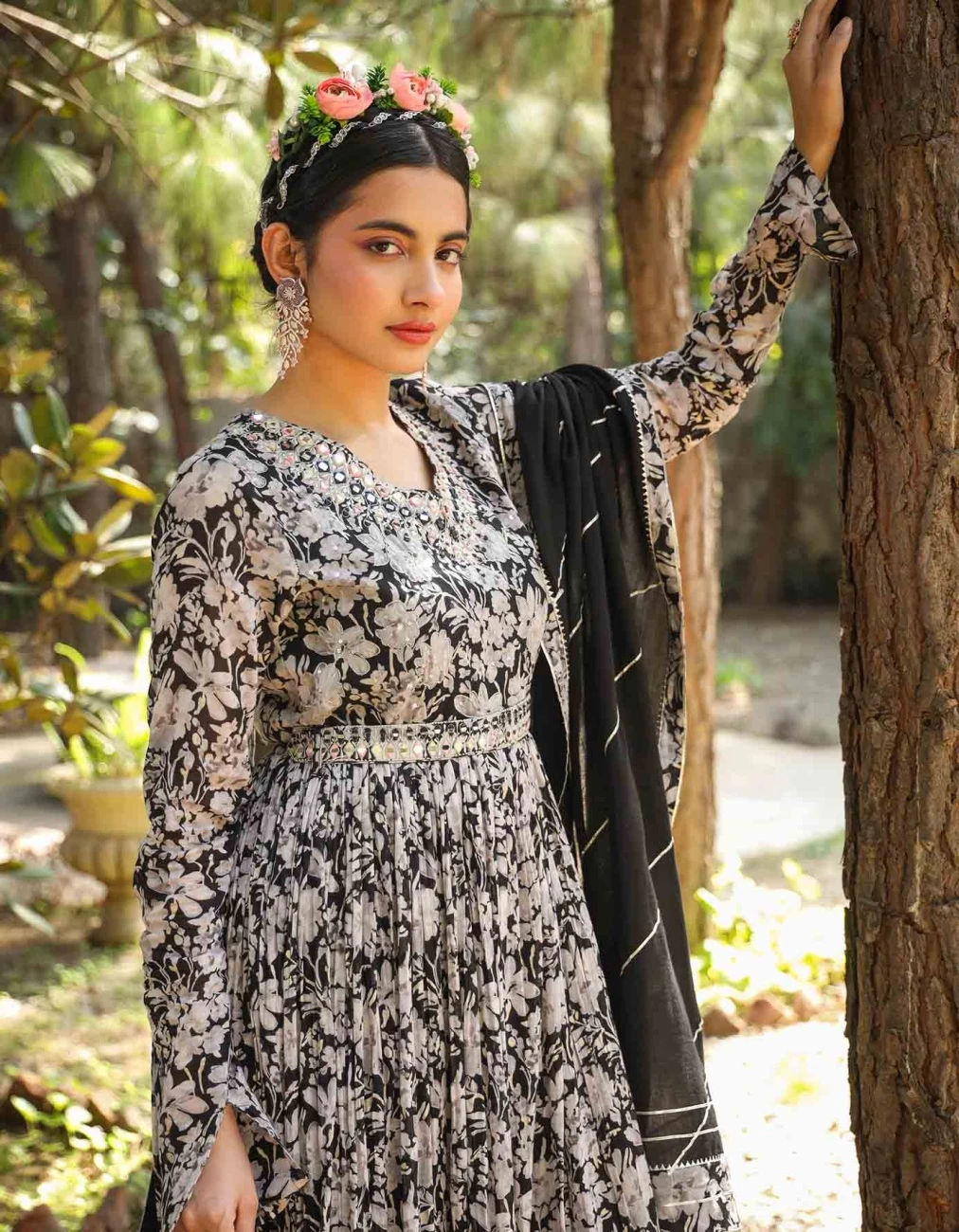 Black Mul Cotton Floral Print Gathered Ethnic Dress With Cotton Gota Work Dupatta And Belt 10 Black Mul Cotton Floral Print Gathered Ethnic Dress With Cotton Gota Work Dupatta And Belt - Image 8