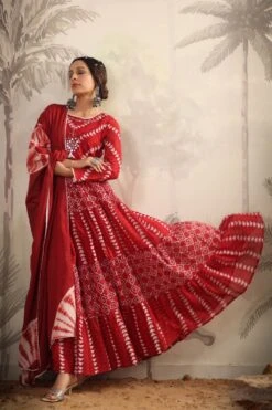 Red Mul Cotton Tribal Print Tiered Ethnic Dress With Mul Shibori Print Dupatta