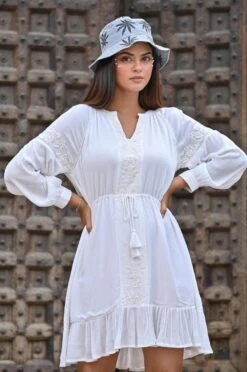 White Rayon Crepe Embroidery Dress -ZAZU Clothing Shop 4ss23a0353white3