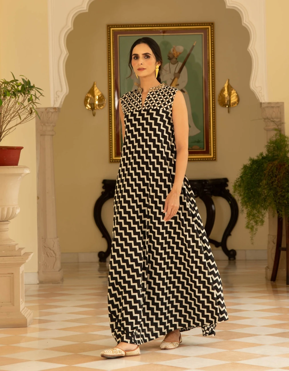 Black Monochromatic Long Flared Mandarin Collar Kurta Dress 4 Black Monochromatic Long Flared Mandarin Collar Kurta Dress - Image 2