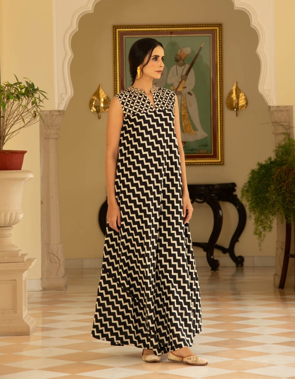 Black Monochromatic Long Flared Mandarin Collar Kurta Dress 5 Black Monochromatic Long Flared Mandarin Collar Kurta Dress - Image 3