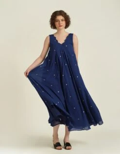 Handwoven Jamdani Dress With Scalloped Neckline -ZAZU Clothing Shop idrl230213