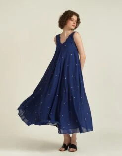 Handwoven Jamdani Dress With Scalloped Neckline -ZAZU Clothing Shop idrl230214