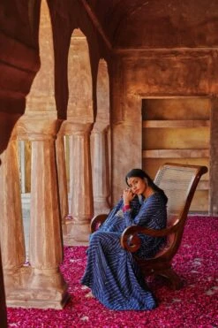 Printed Muslin Dress Has An Thread Embroidery Paired With Thread Embroidery And Thread Emb Belt 15 Printed Muslin Dress Has An Thread Embroidery Paired With Thread Embroidery And Thread Emb Belt -ZAZU Clothing Shop kr311b