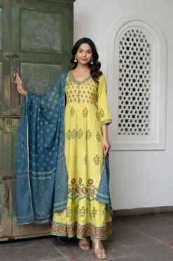 Floral Printed Anarkali Maxi Dress With Printed Dupatta -ZAZU Clothing Shop smc2202mstd3